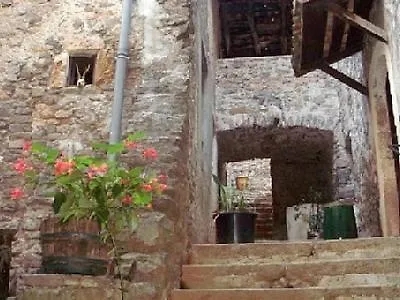 De La Clede Ferienhaus *